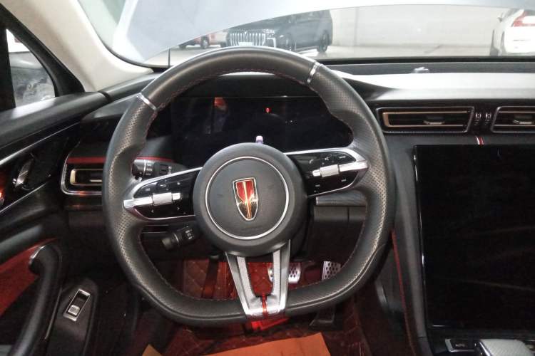 Used Hongqi H6 2023 2.0T Zhiyi Version