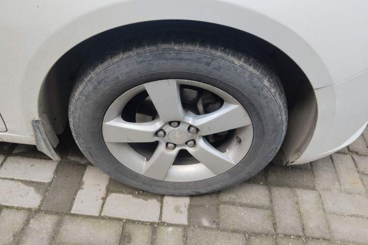 Used Chevrolet Cruze 2013 Hatchback 1.6L Automatic Luxury Model
