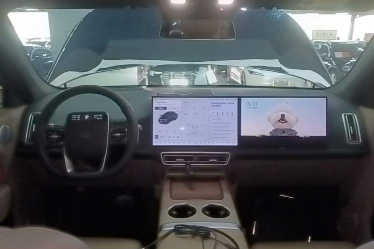 Used Li Auto L7 2025 Max Smart Refresh Edition Center Console