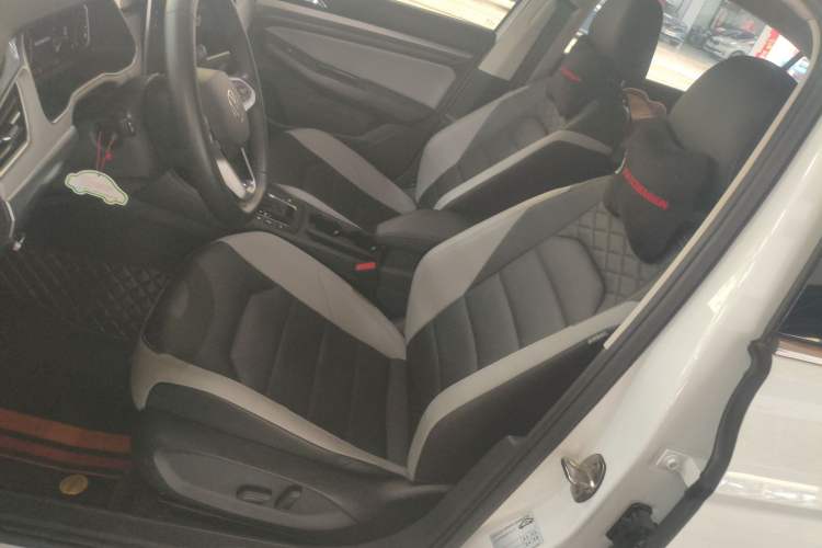 Used Volkswagen Bora 2023 300TSI DSG Prestige Edition
