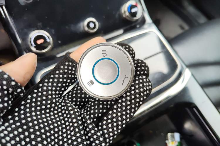 Used NETA U 2022 Zhi400 Pro Ternary Lithium
