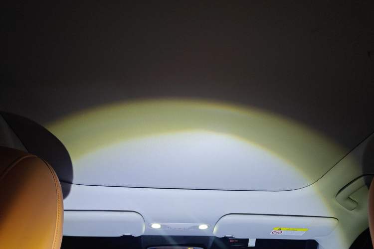 Used AION V 2024 Aion Tyrannosaurus 650 Smart Premium Edition