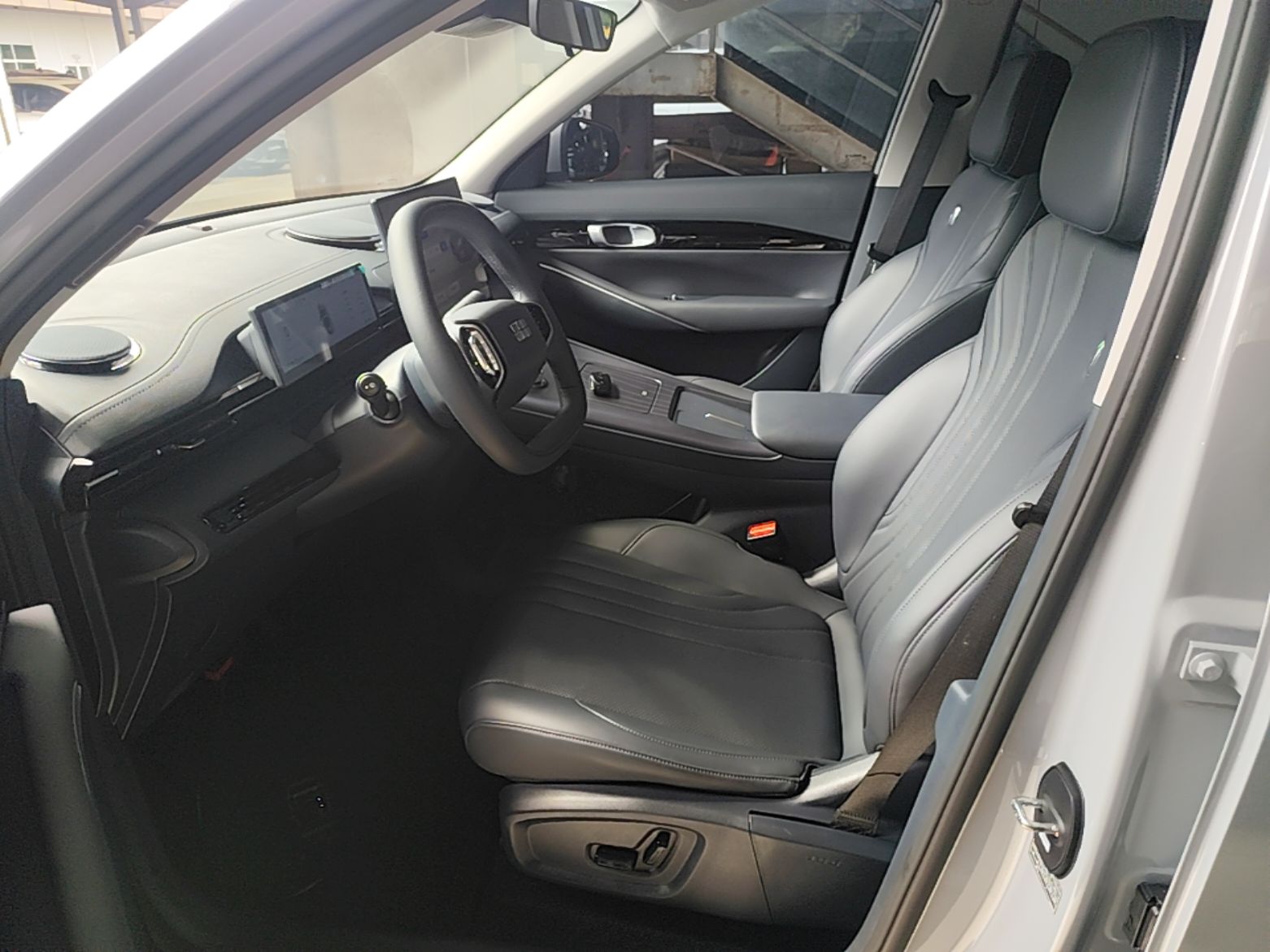 Geely Galaxy E5 2026 Model 530km Launch Edition — снимка 17