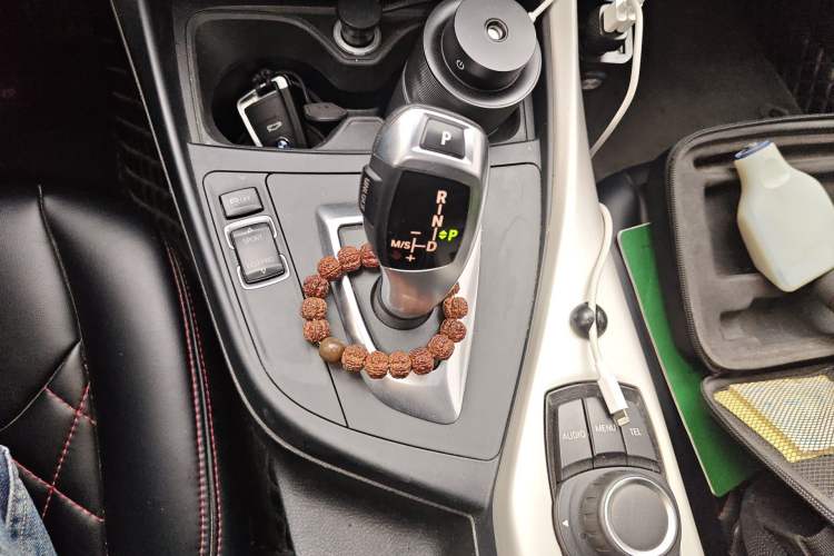 Used BMW 1 Series 2012 118i Leading Model Gear Lever