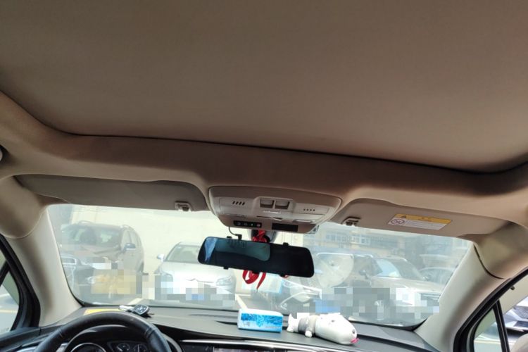 Used Buick Envision 2017 20T Two-Wheel Drive Luxury Model
