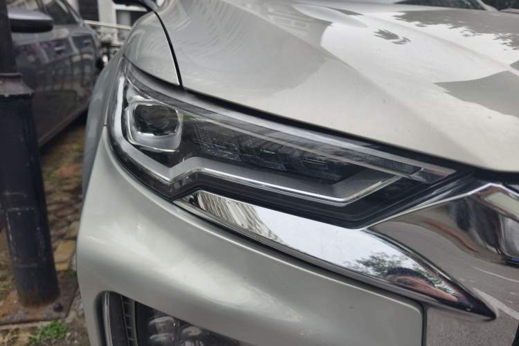 Used Hongqi HS5 2022 2.0T Smart Connect Flagship All-Wheel-Drive Version