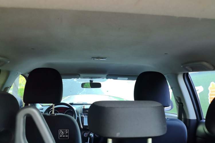 Used Mitsubishi ASX 2013 1.6L Manual Two-Wheel Drive Standard Edition
