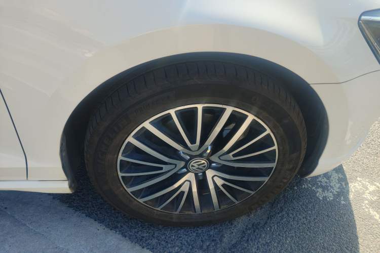 Used Volkswagen Lamando 2018 280TSI DSG Luxury Edition
