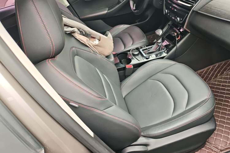 Used BORGWARD BX5 2017 20TGDI Automatic Two-Wheel Drive Pioneer Edition
