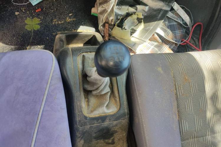 Used Wuling Rongguang 2011 1.2L Base Version
