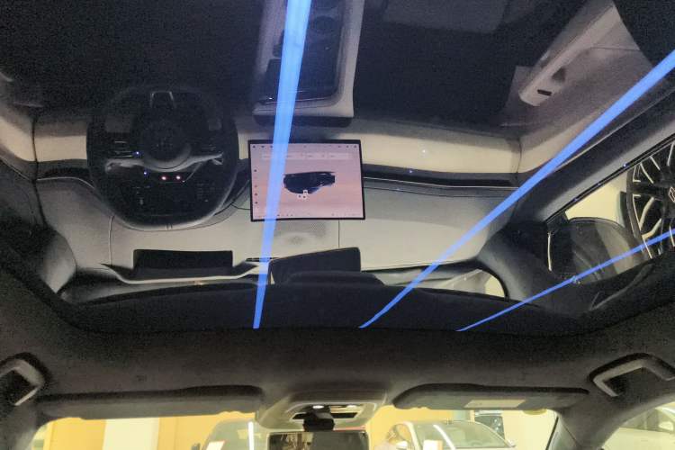 Used Zeekr 001 2025 YOU Edition 100 kWh All-Wheel Drive Headliner