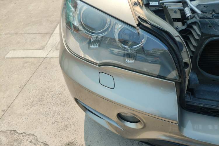 Used BMW X5 2011 xDrive35i Luxury Model
