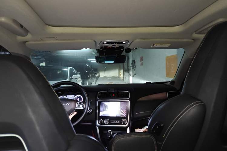 Used Lynk & Co 01 2017 2.0T Two-Wheel Drive Pro Edition
