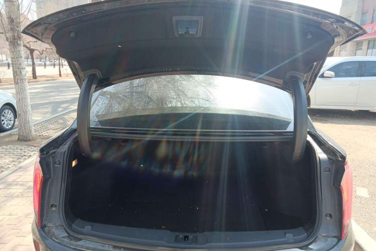 Used Hongqi E-QM5 2023 620km PLUS Trunk