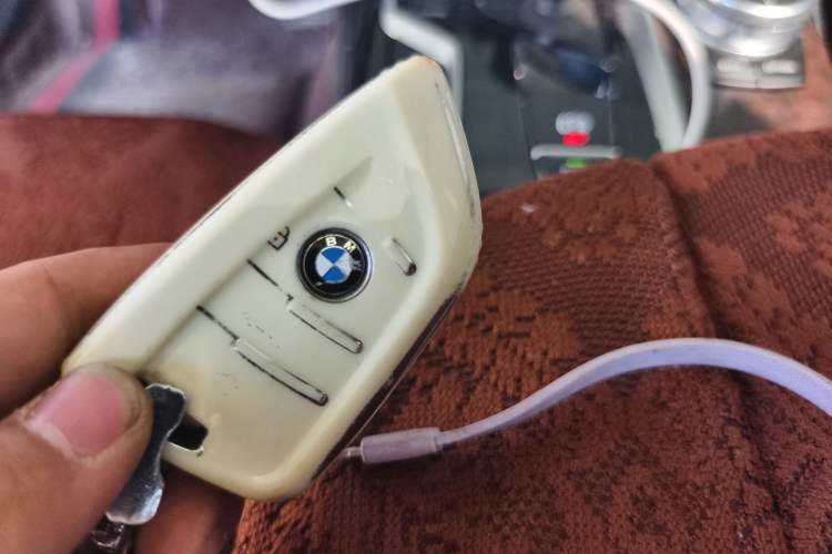 Used BMW 5 Series 2018 525Li Luxury Package Vehicle Key