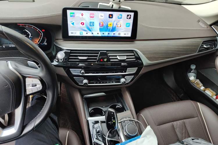 Used BMW 5 Series 2022 Updated 530Li Leading Edition Luxury Package
