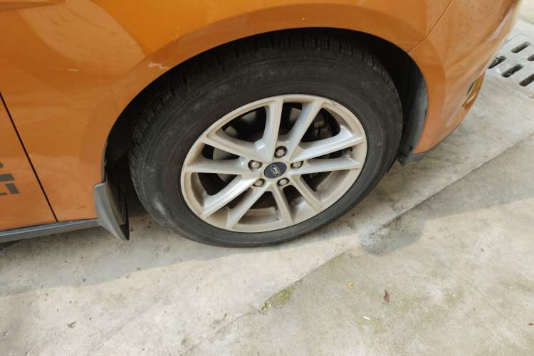 Used Ford Focus 2017 Hatchback 1.6L Automatic Fashion Edition Smart Drive Version