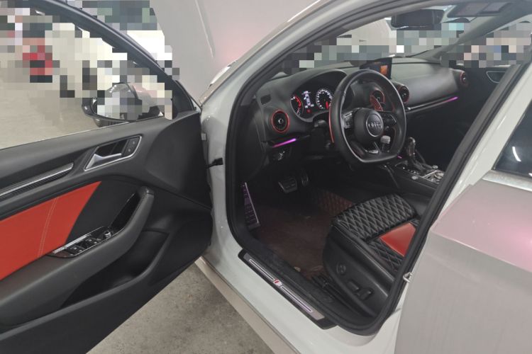 Used Audi A3 2020 Limousine 35 TFSI Sporty Version China VI Driver Seat