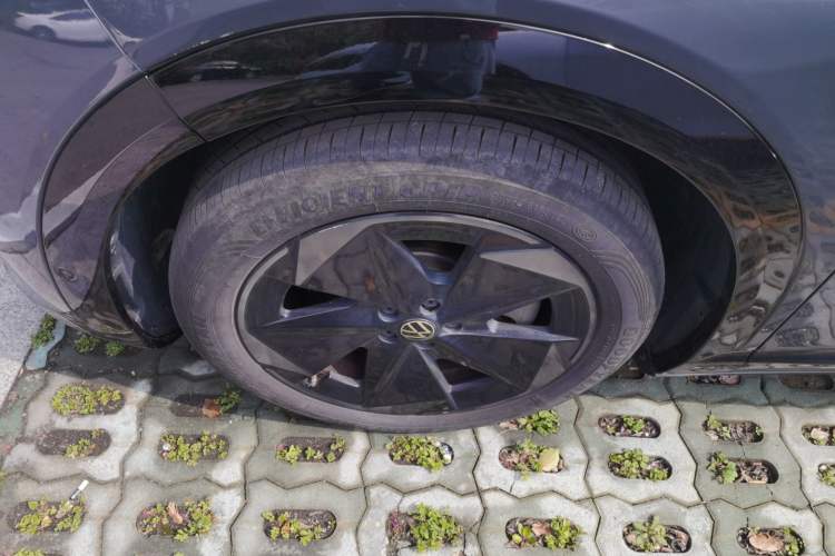 Used Volkswagen ID.UNYX 2024 Pro Long-Range Version