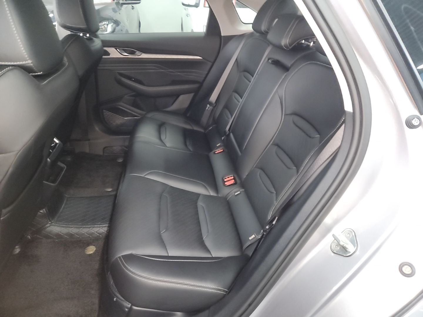 Geely Auto Preface 2023 2.0TD Luxury Version — снимка 20