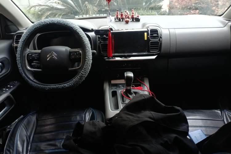 Used Citroen C5 AIRCROSS 2020 360THP C-Series Trendy Edition Center Console