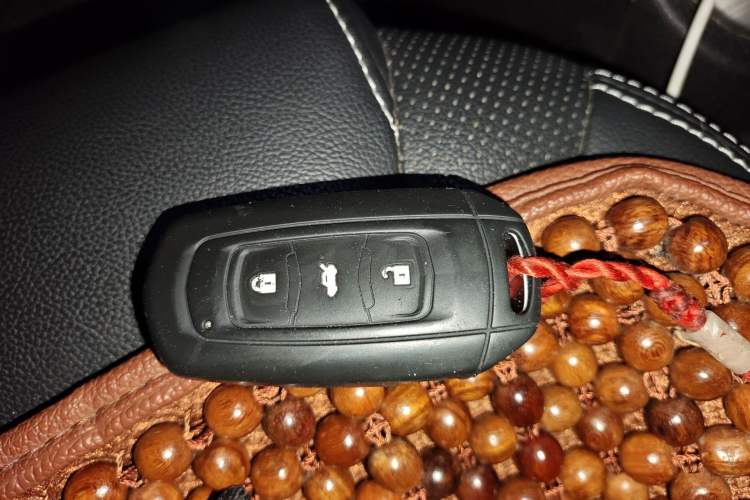 Used Geely Auto Vision X3 2017 1.5L Automatic Luxury Model Vehicle Key