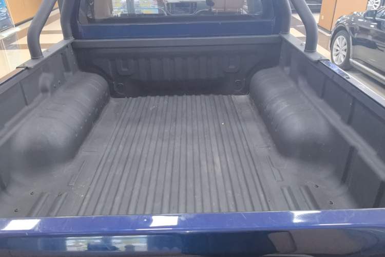 Used Isuzu JLM 2023 2.5T Diesel Manual Two-Wheel Drive Chima Long-Wheelbase Version
