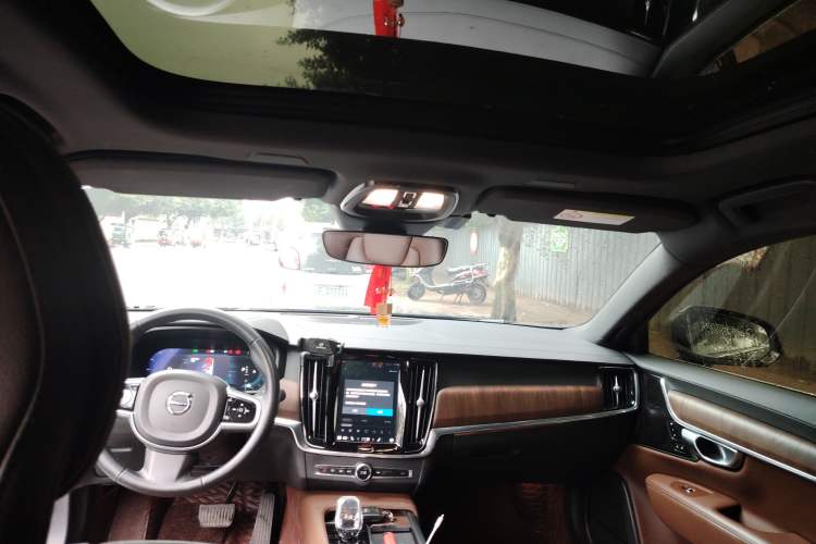 Used Volvo S90 2023 B5 Zhiyuan Luxury Edition Headliner
