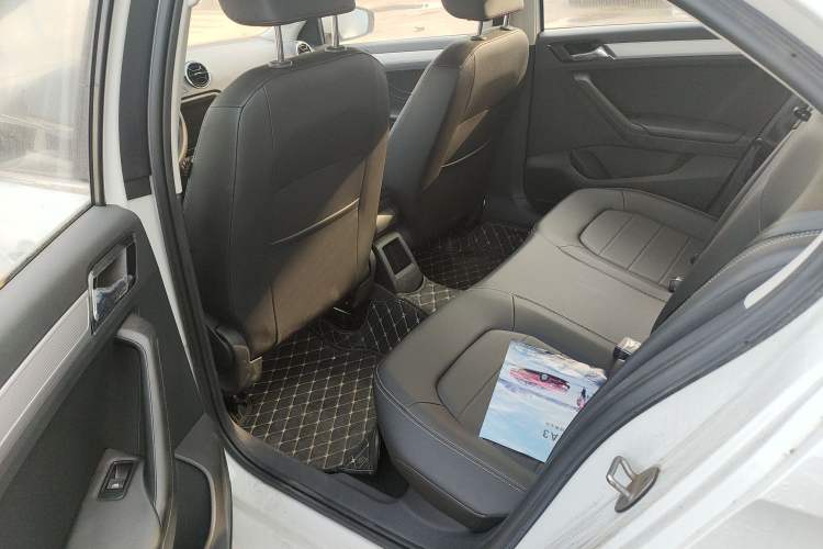 Used Jetta VA3 2021 1.5L Automatic Glory Edition
