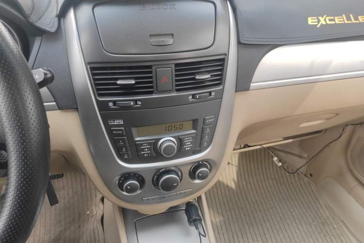 Used Buick Excelle 2011 1.6 LX-MT