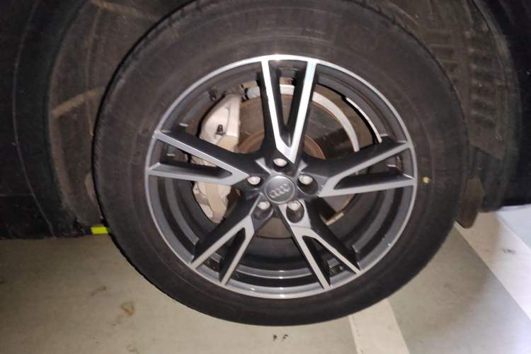 Used Audi Q5L 2020 Updated 40 TFSI Prestige Fashion Edition
