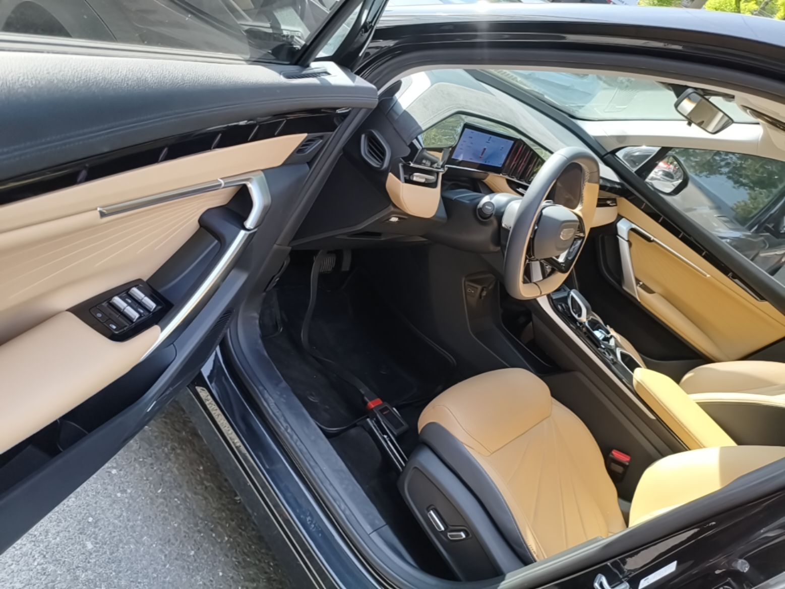 Geely Auto FX11 2023 1.5TD DCT Prestige Edition — снимка 18