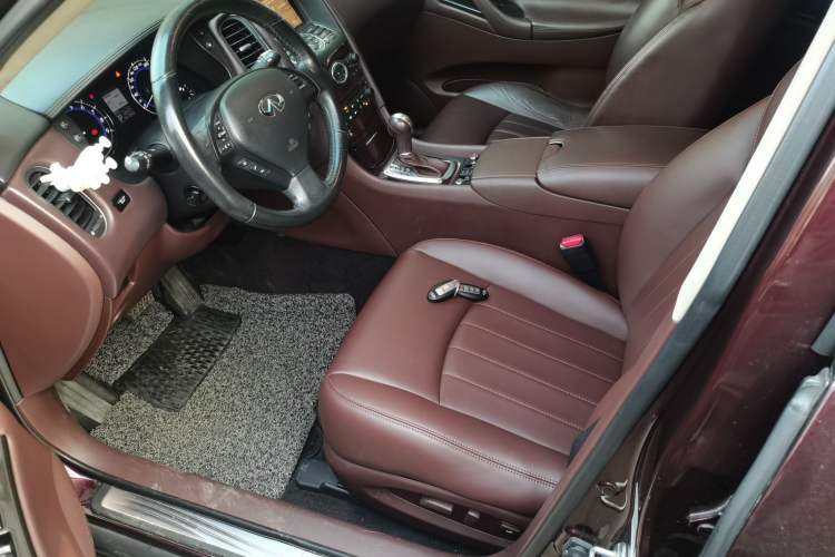 Used Infiniti EX 2011 EX25 Luxury Edition Left Front Seat