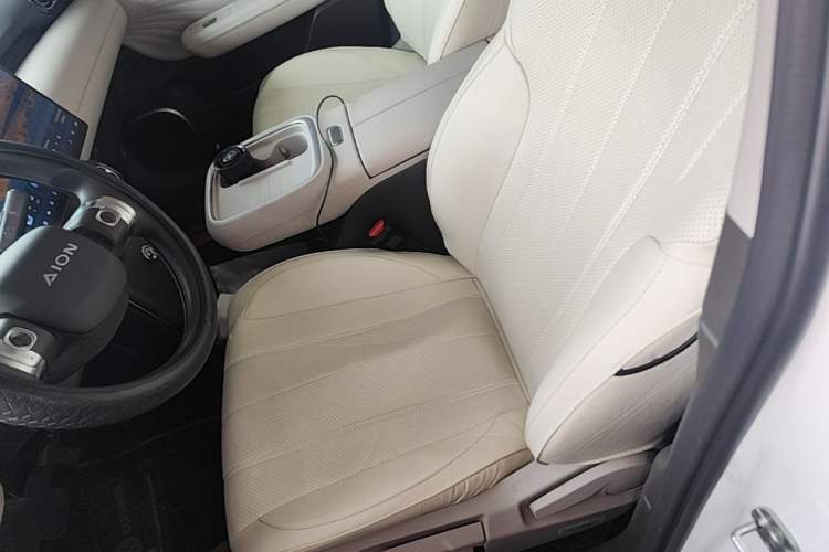 Used AION UT 2025 330 Starlight Edition