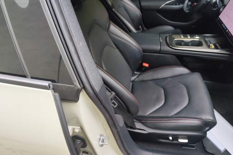 Used Xiaomi Auto SU7 2024 Rear-Drive Long-Range Intelligent Driving Version