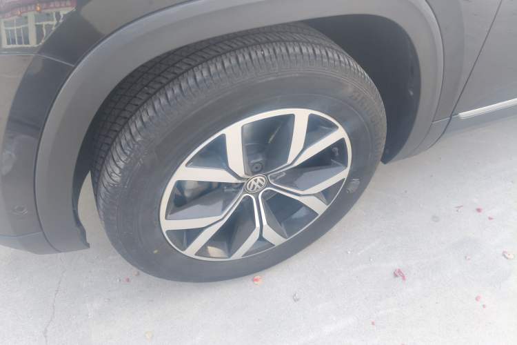 Used Volkswagen Teramont 2019 330TSI Two-Wheel-Drive Luxury Edition China VI Standard
