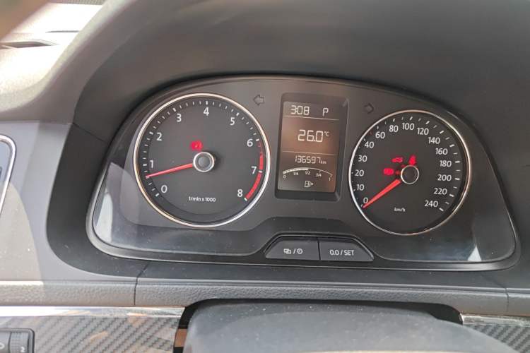 Used Volkswagen Lavida 2014 1.4TSI DSG Sport Edition
