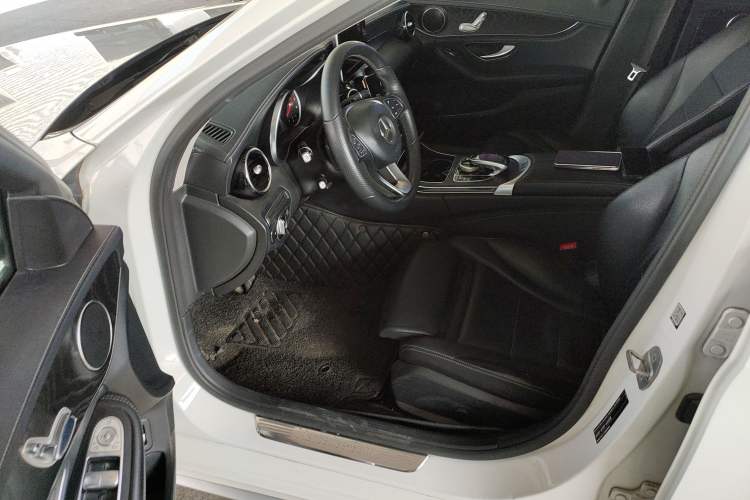 Used Mercedes-Benz C-Class 2016 C 180 L Sport Edition Driver Seat