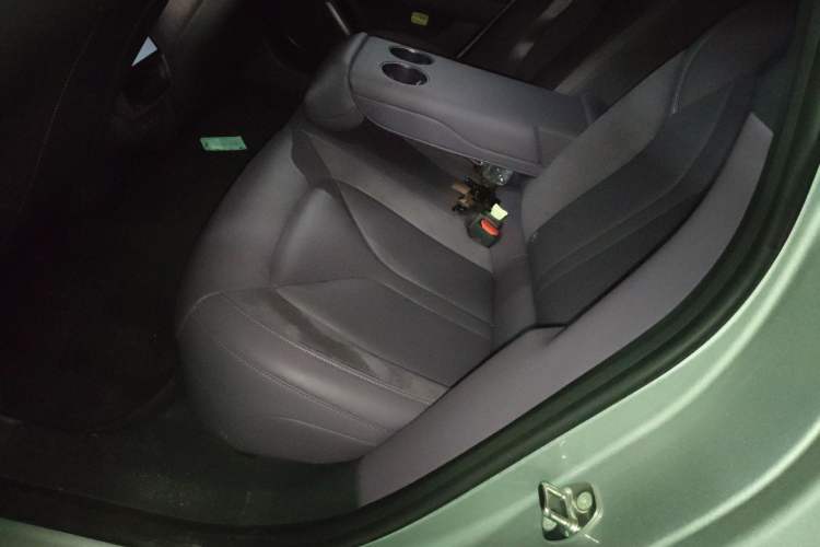 Used XPeng P7 2025 Model—750 All-Wheel-Drive High-Performance Ultra