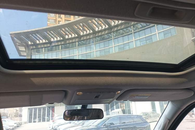 Used Nissan Terra 2018 2.5L Automatic 2WD Luxury Edition