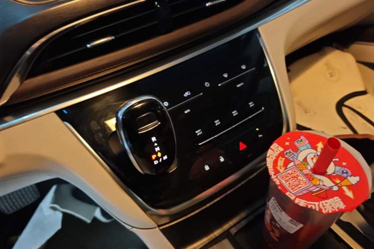 Used Buick GL8 2021 Land Cruiser Executive Class 652T Luxury Model