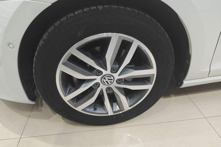 Used Volkswagen Golf 2017 230TSI Automatic Luxury Million-Vehicle Commemorative Edition