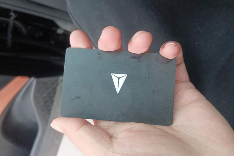 Used Deepal S07 2025 215Max Huawei Qiankun Intelligent Driving ADS SE Range-Extended Version Vehicle Key