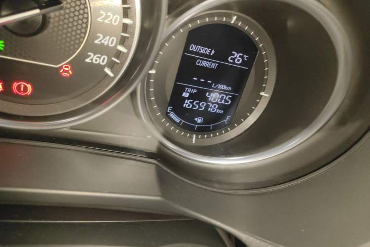 Used Mazda Atenza 2014 2.5L Blue Sky Prestige Edition
