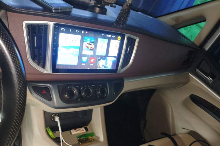 Used FORTHING Lingzhi 2019 M5L 1.6L 7-Seater Exclusive Model China VI Standard
