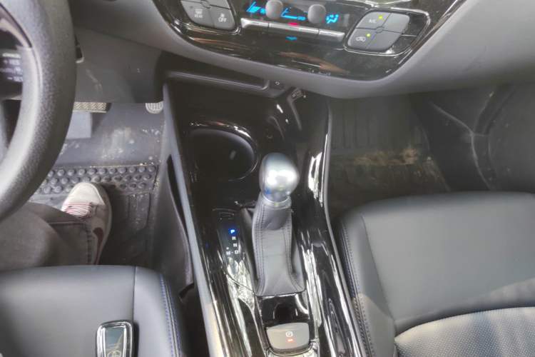 Used Toyota C-HR 2021 2.0L Luxury Edition