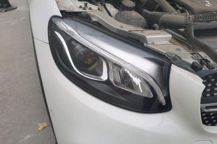 Used Mercedes-Benz GLC Coupe 2017 GLC 200 4MATIC Coupe SUV