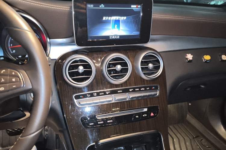 Used Mercedes-Benz GLC 2019 GLC 260 L 4MATIC Dynamic Model