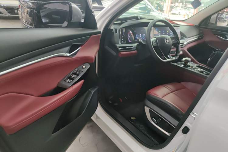 Used CHANGAN CS75 PLUS 2022 Classic Edition 1.5T Automatic Pioneer Model Driver Seat