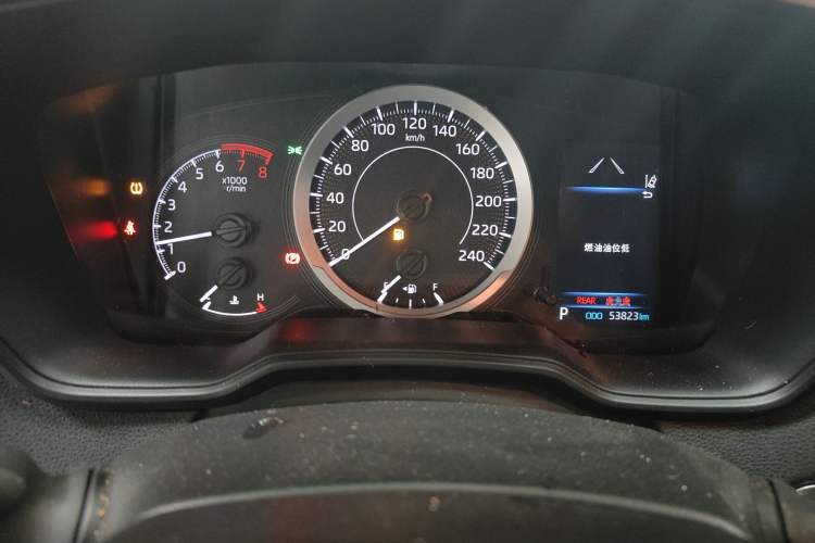 Used Toyota Levin 2022 185T CVT Luxury Edition
